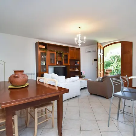 Villa Casacarini - Vacanze Sul Mare Con Piscina Idromassaggio